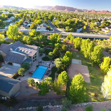 Saint George Home And Property With 2 Private Pools And Pickleball Court